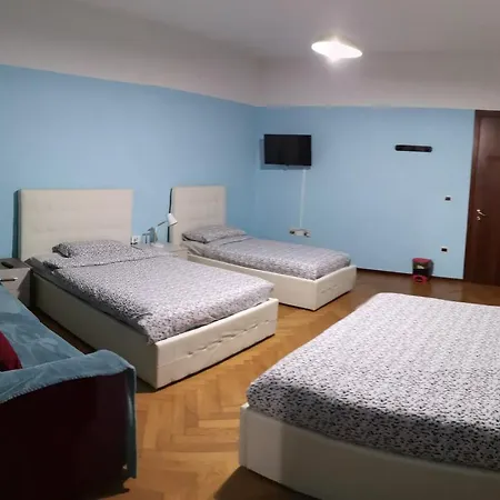 Bed & Breakfast New Life 3*