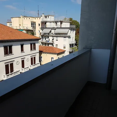 Bed & Breakfast New Life Mestre